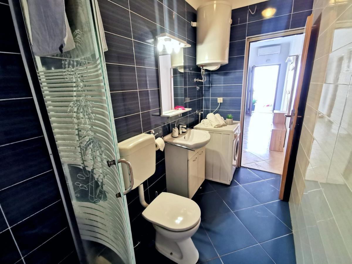 Apartmán Parun Pula Exteriér fotografie