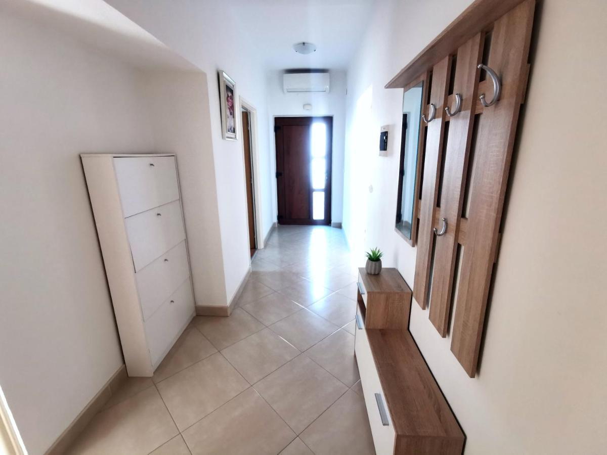 Apartmán Parun Pula Exteriér fotografie