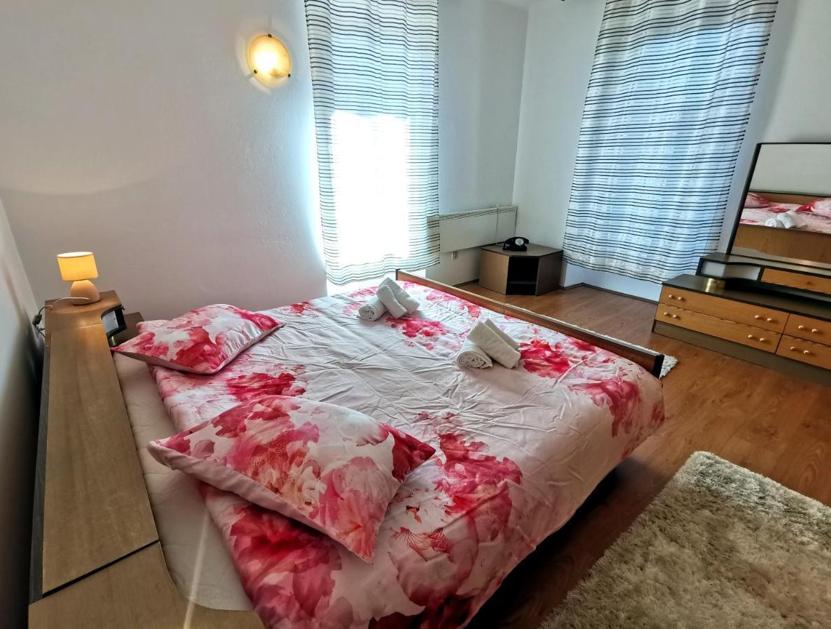 Apartmán Parun Pula Exteriér fotografie